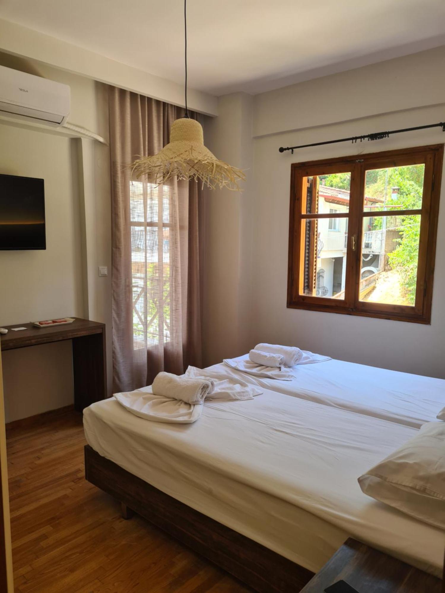 Este Luxury Apartments กริโอปียี ภายนอก รูปภาพ