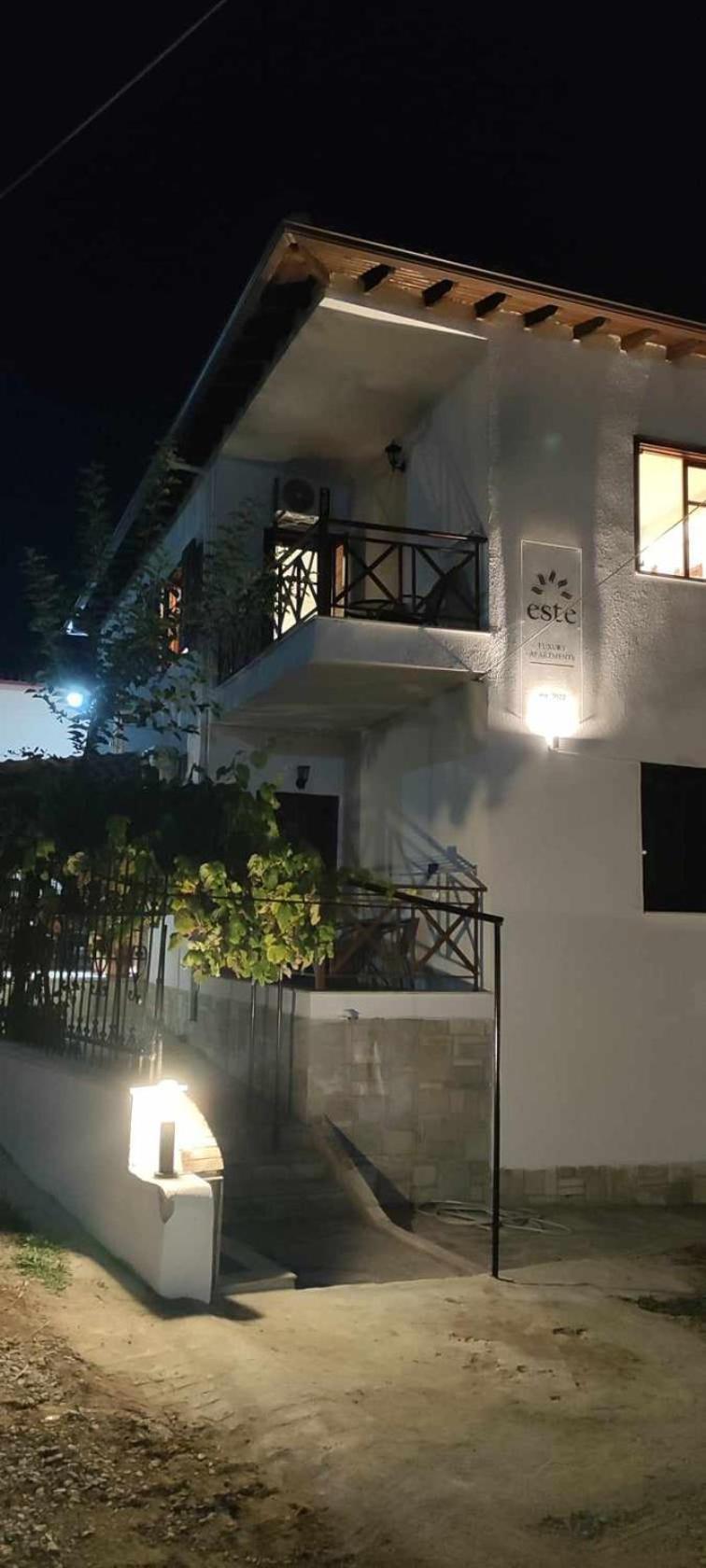 Este Luxury Apartments กริโอปียี ภายนอก รูปภาพ